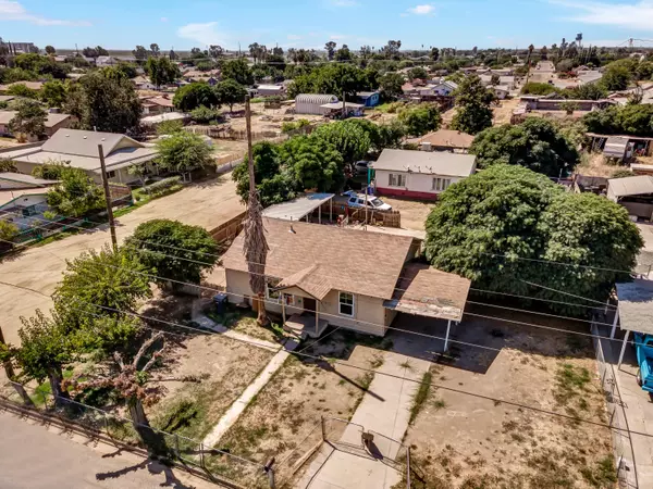 Pixley, CA 93256,667 Walnut Street