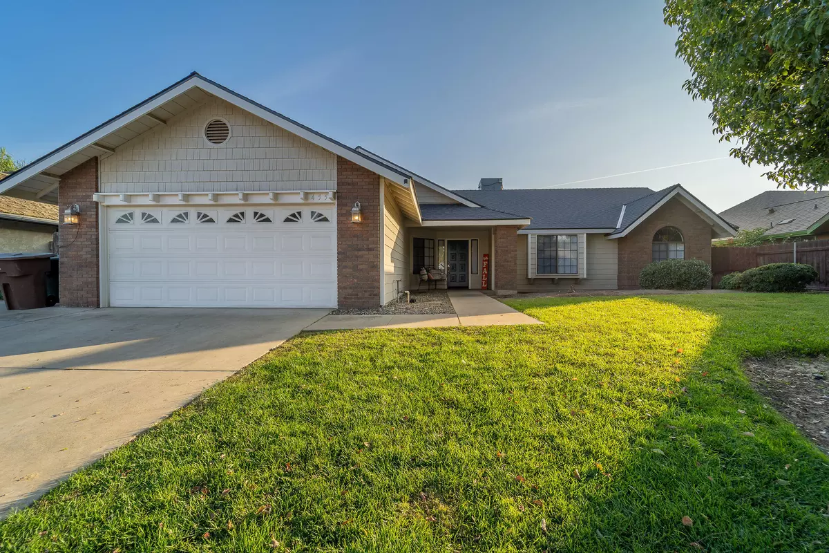 Tulare, CA 93274,455 Hoover Avenue