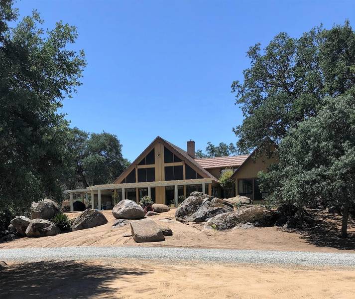 16070 Cattle Drive, Springville, CA 93265