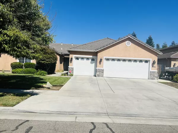 3226 S Tipton Street, Visalia, CA 93292