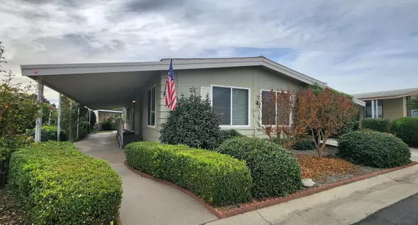 1300 W Olson Avenue #145, Reedley, CA 93654