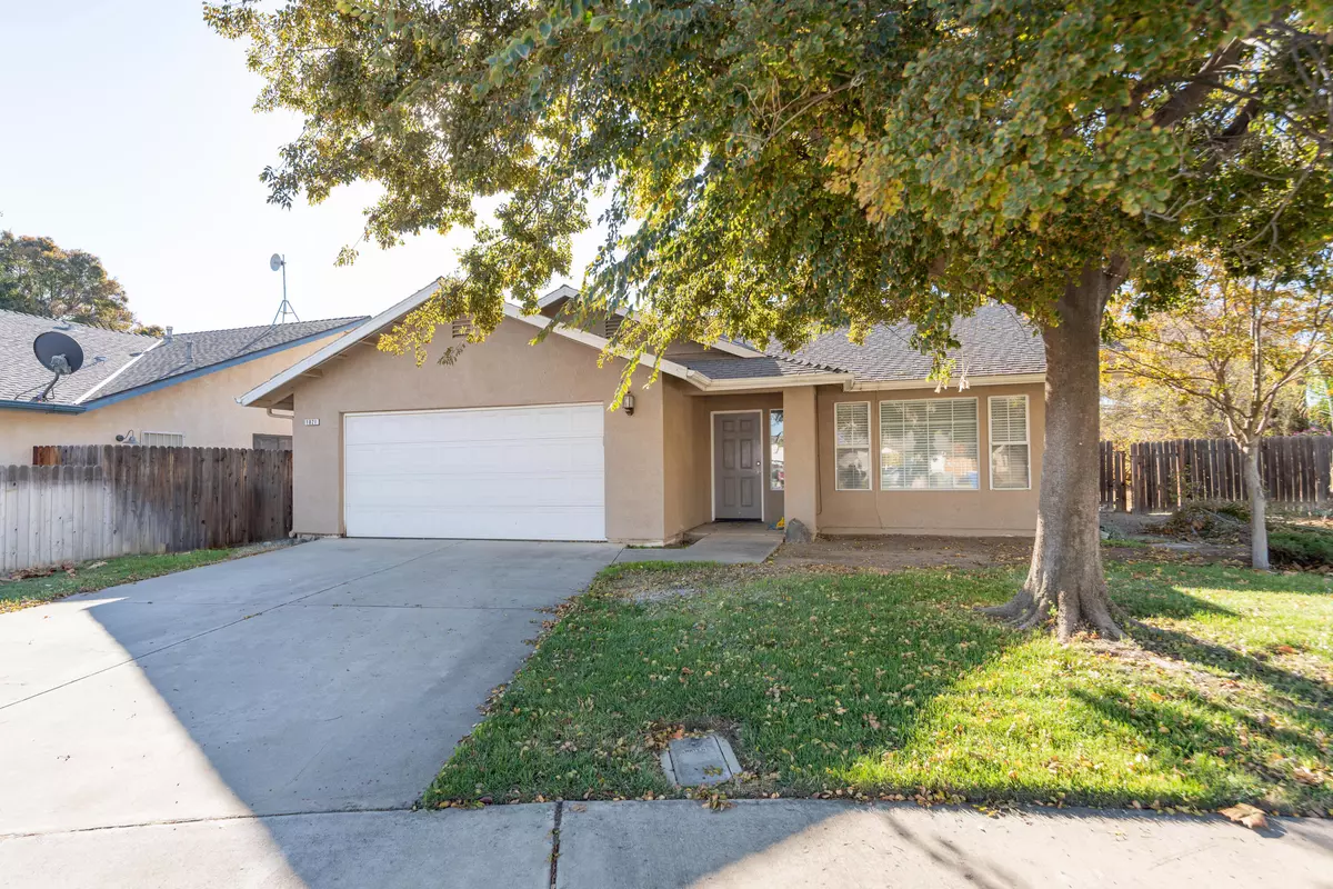 Coalinga, CA 93210,1821 Deerfield Court