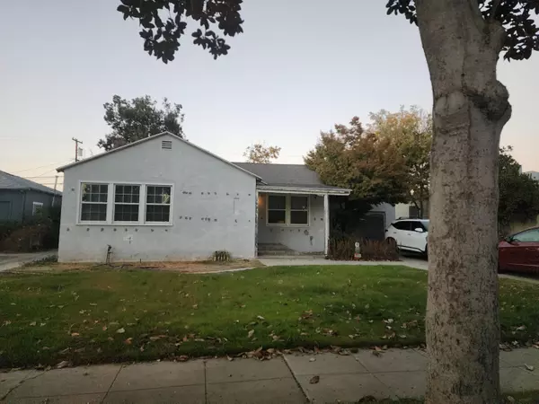 1923 E Terrace Avenue, Fresno, CA 93703