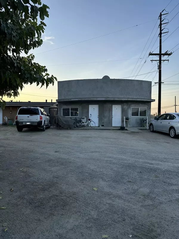 22117 Ave 152, Porterville, CA 93257