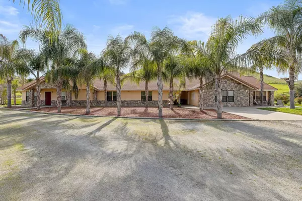 31897 Fritz Drive, Exeter, CA 93221