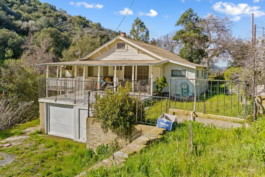 41907 Hot Springs Road, California Hot Springs, CA 93207