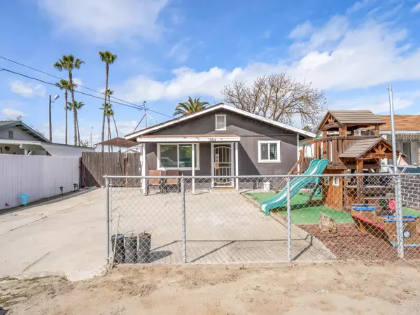 2814 Hanna Avenue, Corcoran, CA 93212