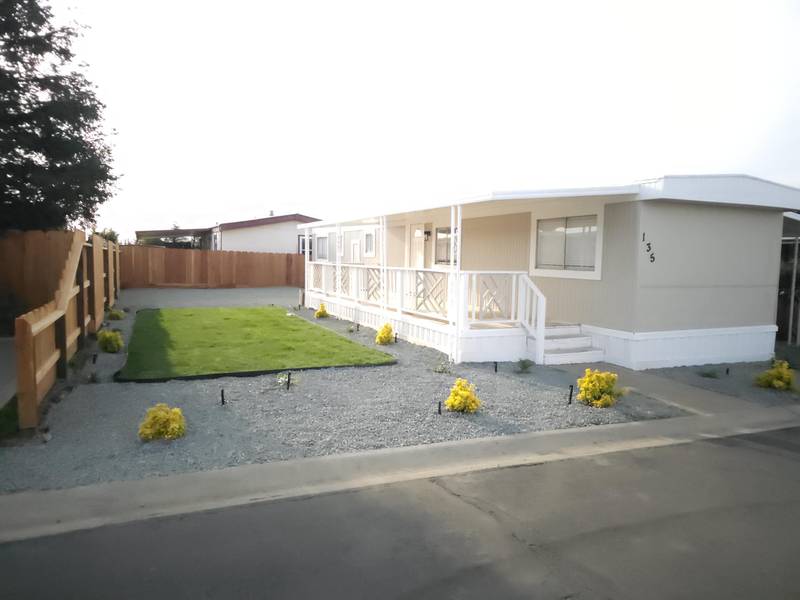 720 E Worth Avenue #135, Porterville, CA 93257