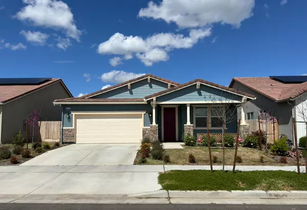 2506 Muscat Street, Hanford, CA 93230