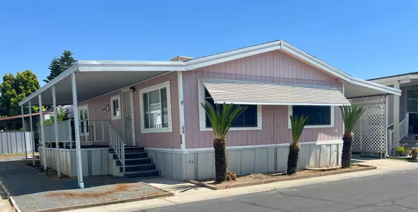 581 N Crawford Avenue #88, Dinuba, CA 93618