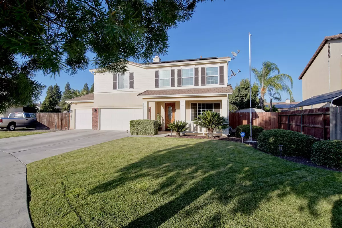 Tulare, CA 93274,1586 Mirasson Court