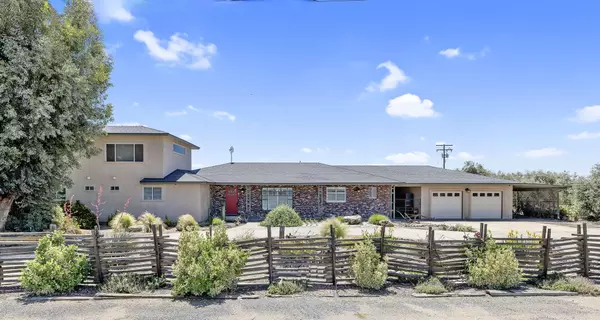 20115 Avenue 244, Lindsay, CA 93247