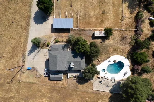 Springville, CA 93265,33292 Tule Oak Drive