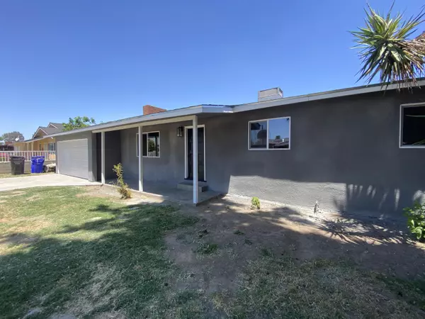 Porterville, CA 93257,422 W Montgomery Avenue