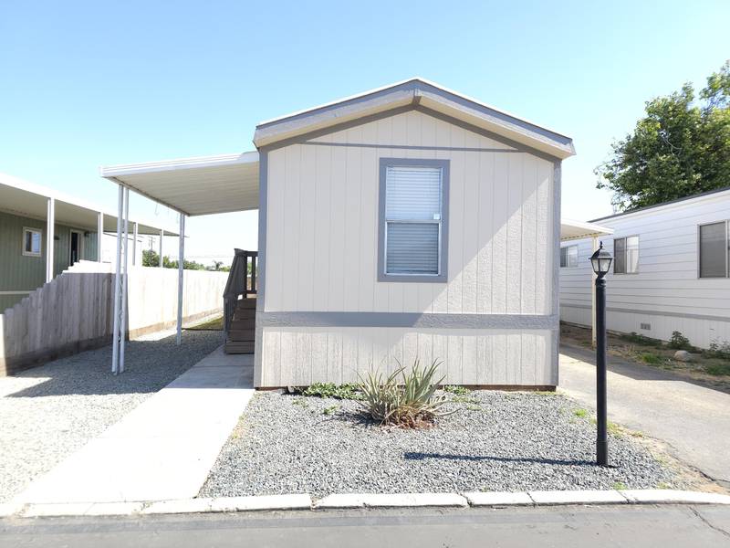 720 E Worth Avenue #168, Porterville, CA 93257