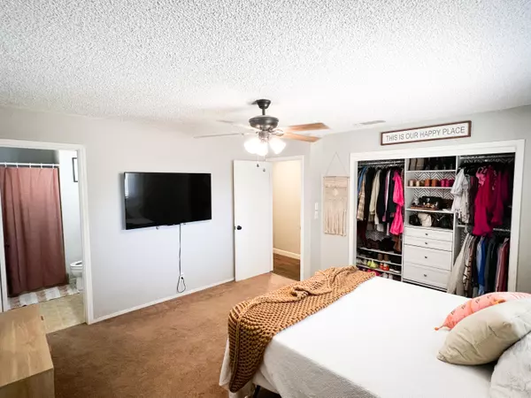 Visalia, CA 93277,2810 W Dorothea Avenue