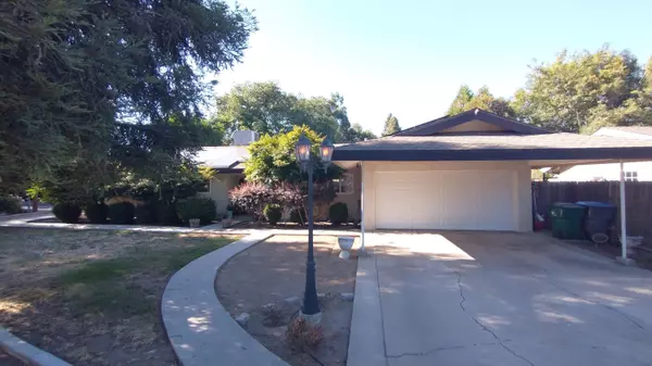 14850 Avenue 313, Visalia, CA 93292