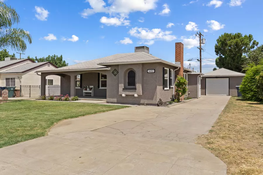 1482 E Kern Avenue, Tulare, CA 93274