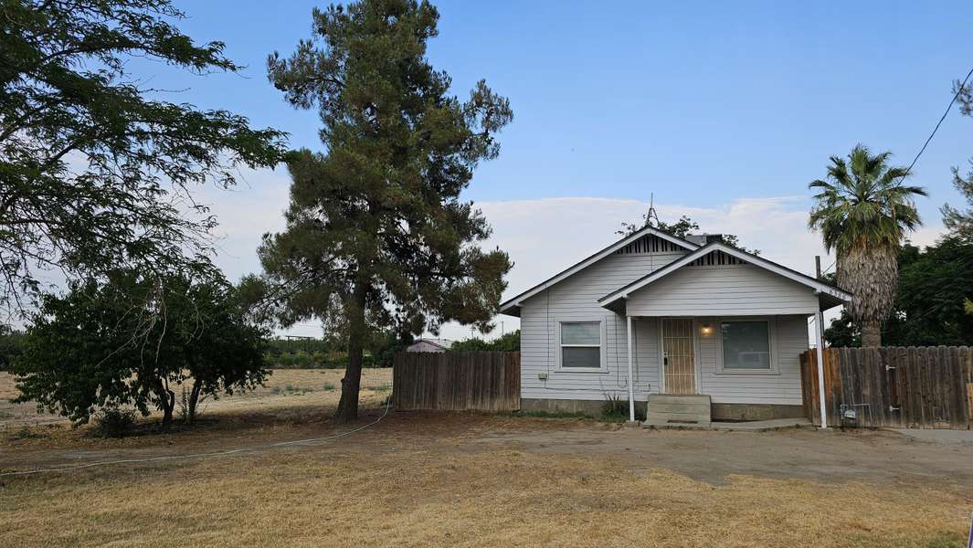 8388 Road 134, Pixley, CA 93256