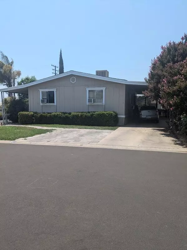 Tulare, CA 93274,975 N H Street #21