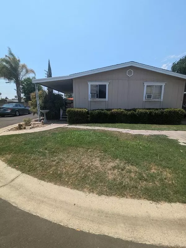 Tulare, CA 93274,975 N H Street #21