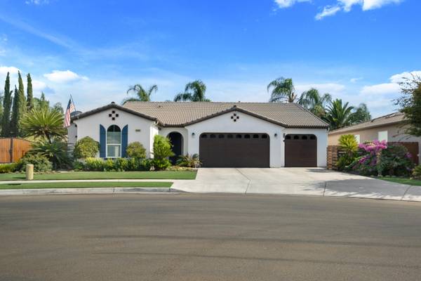 6135 W Wren Court, Visalia, CA 93291