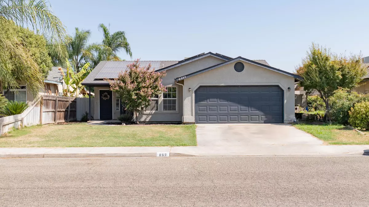 Porterville, CA 93257,852 W Springville Avenue