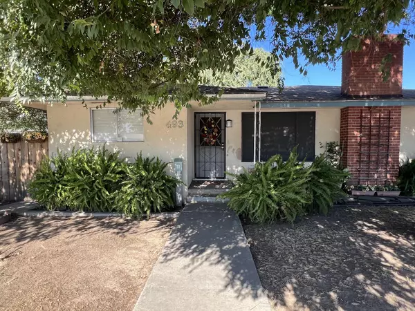 Dinuba, CA 93618,493 N Alta Avenue