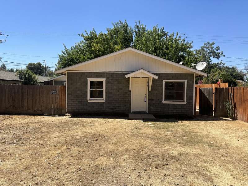 640 Channing Way, Exeter, CA 93221