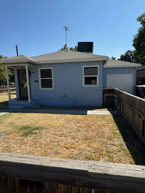 Tulare, CA 93274,106 S F Street