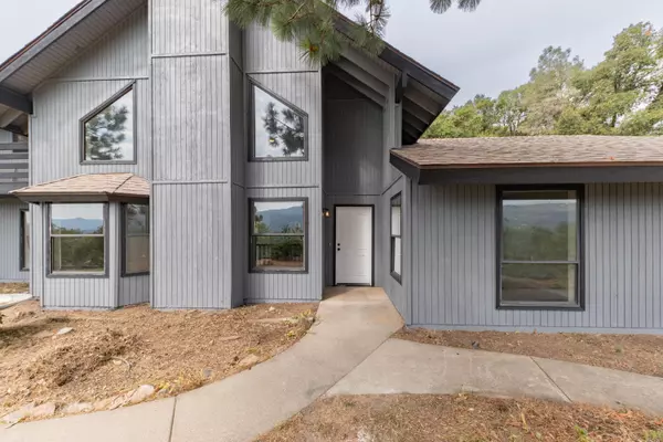 Mariposa, CA 95338,5757 Meadow Lane