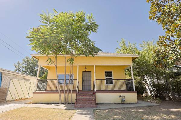 306 NE 1st Avenue, Visalia, CA 93291