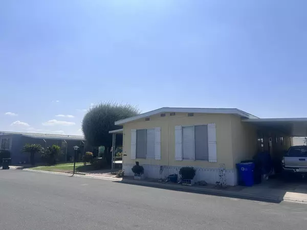 1343 W Morton Avenue #84, Porterville, CA 93257