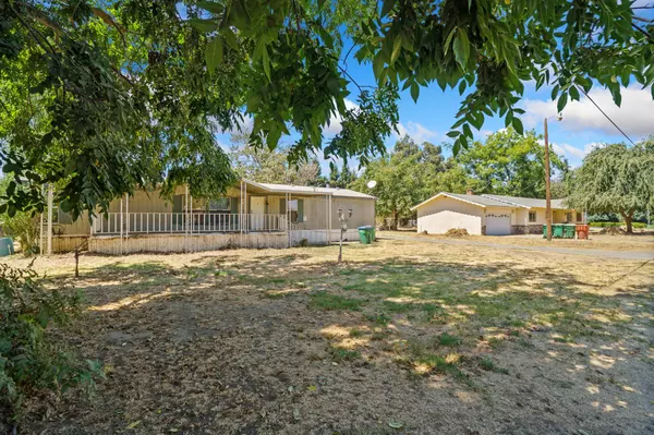 29707 Rd 182, Exeter, CA 93221