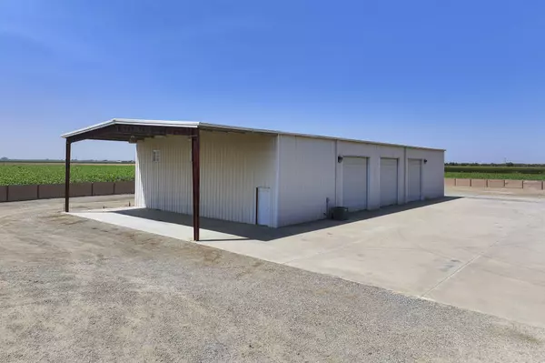 Lindsay, CA 93247,22431 Road 180