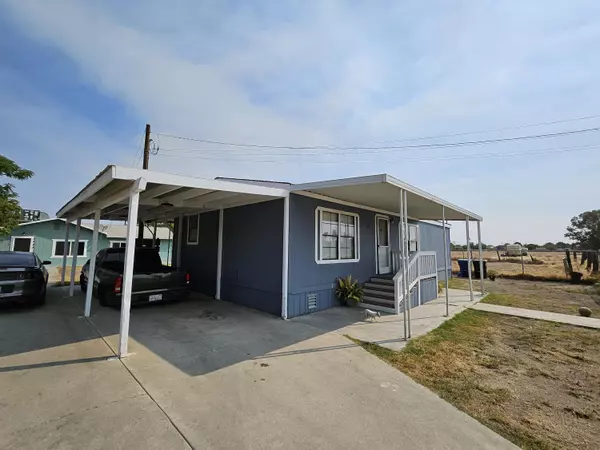 Corcoran, CA 93212,2710 Brokaw Avenue