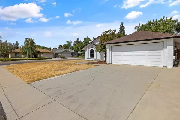 Reedley, CA 93654,1548 W Henley Creek Road