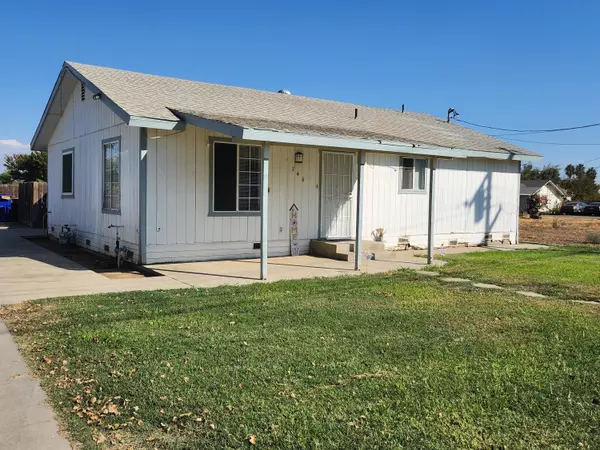 346 N Dickey Ave. Avenue, Dinuba, CA 93618