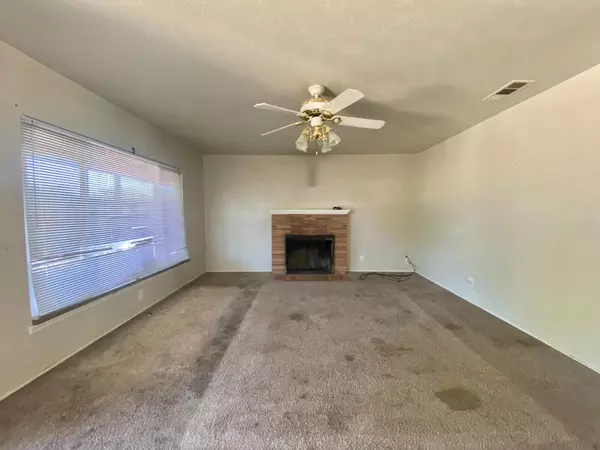 Madera, CA 93637,27288 Avenue 13