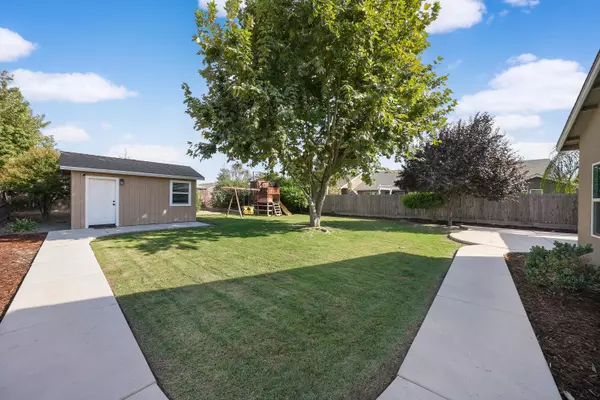 Tulare, CA 93274,486 Villa Cove Court