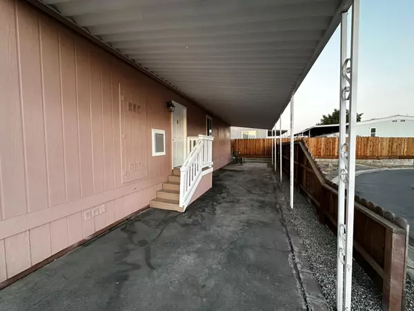 Porterville, CA 93257,720 E Worth Avenue #39