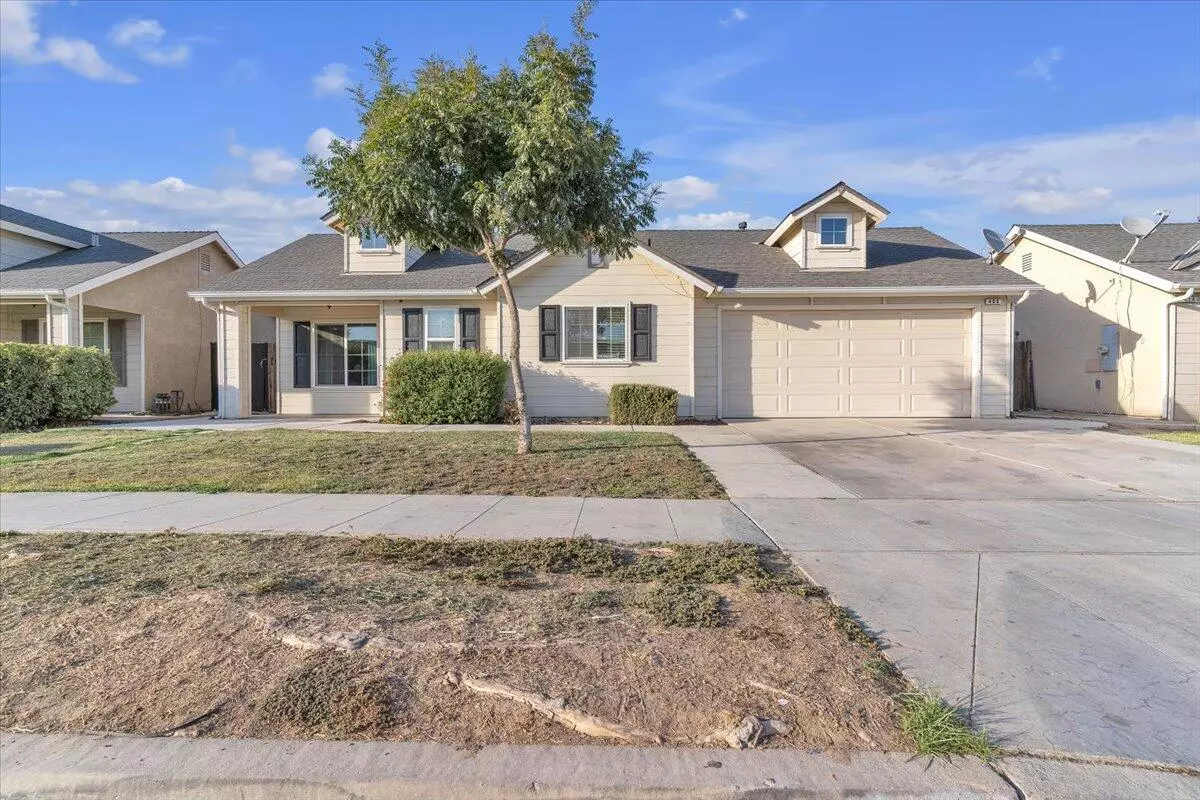 Reedley, CA 93654,400 E Carpenter Avenue