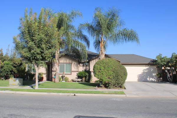 468 Edgewater Street,  Tulare,  CA 93274