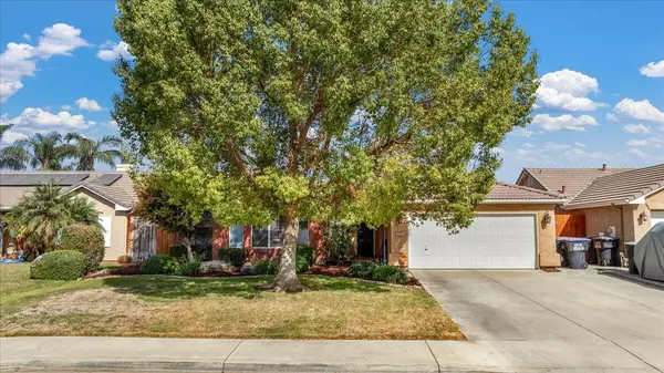 5526 W Dorothea Avenue, Visalia, CA 93277