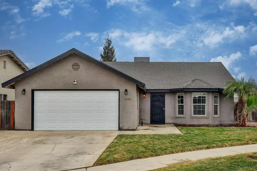 1724 Cotton Court, Tulare, CA 93274