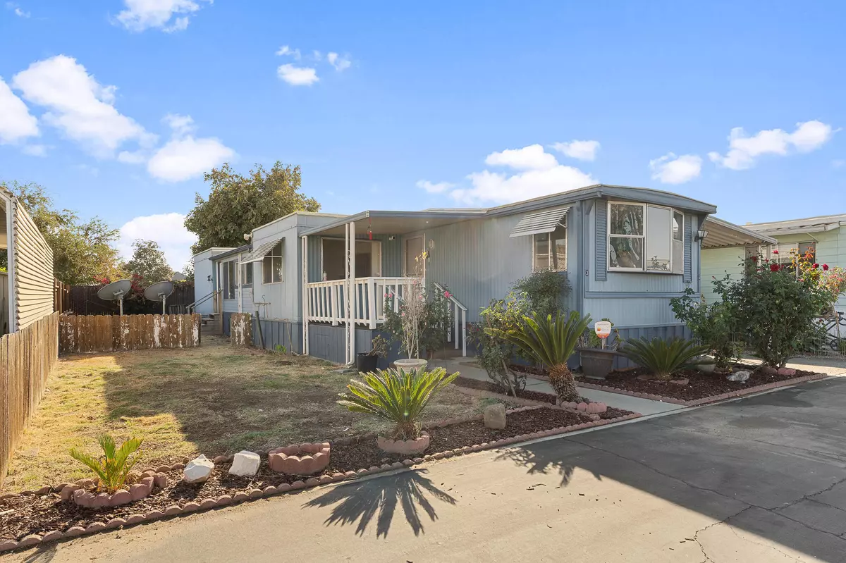 Lemoore, CA 93245,324 Magnolia Avenue #3