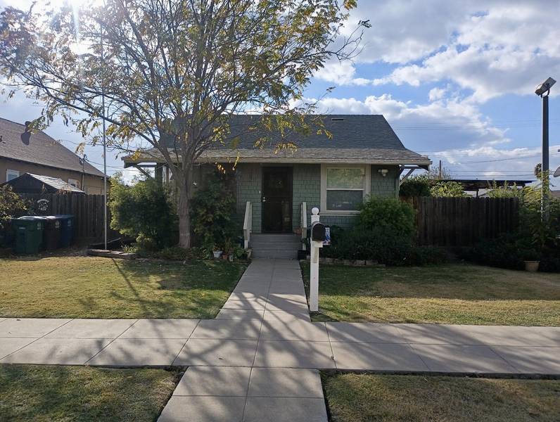 342 N C Street, Exeter, CA 93221