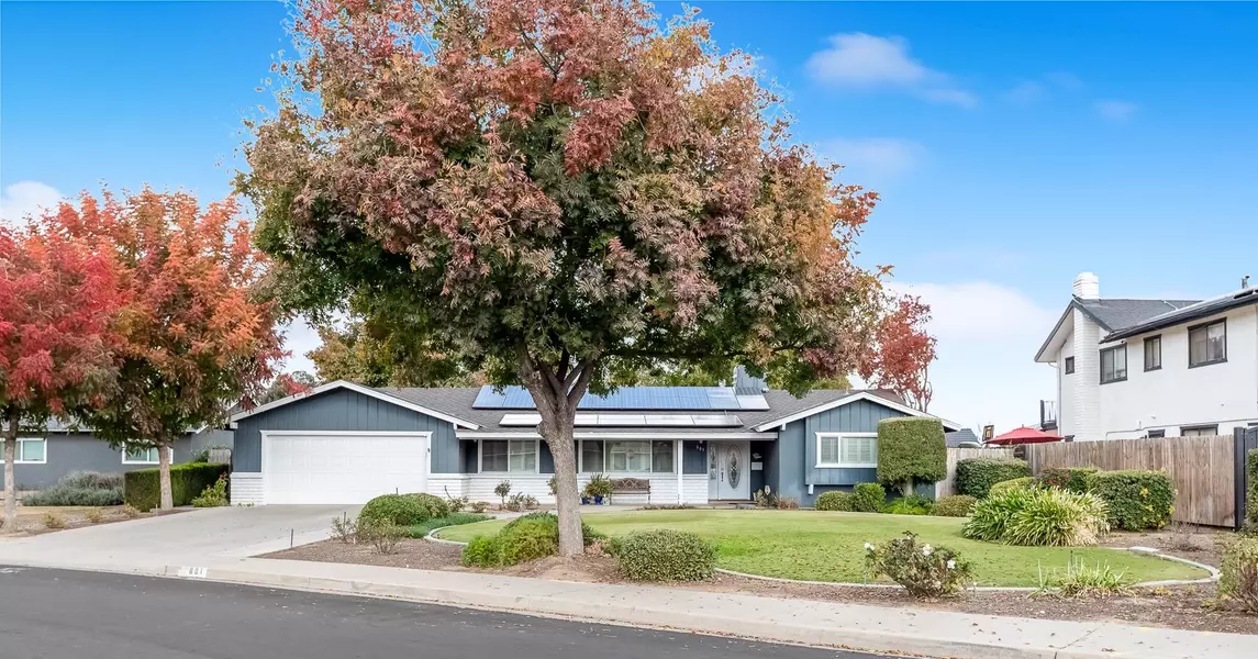 801 Fairway Drive, Exeter, CA 93221