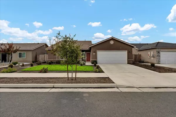 Porterville, CA 93257,789 W Brown Avenue