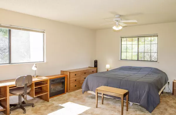 Yokuts Valley, CA 93675,51859 Sesame Ln